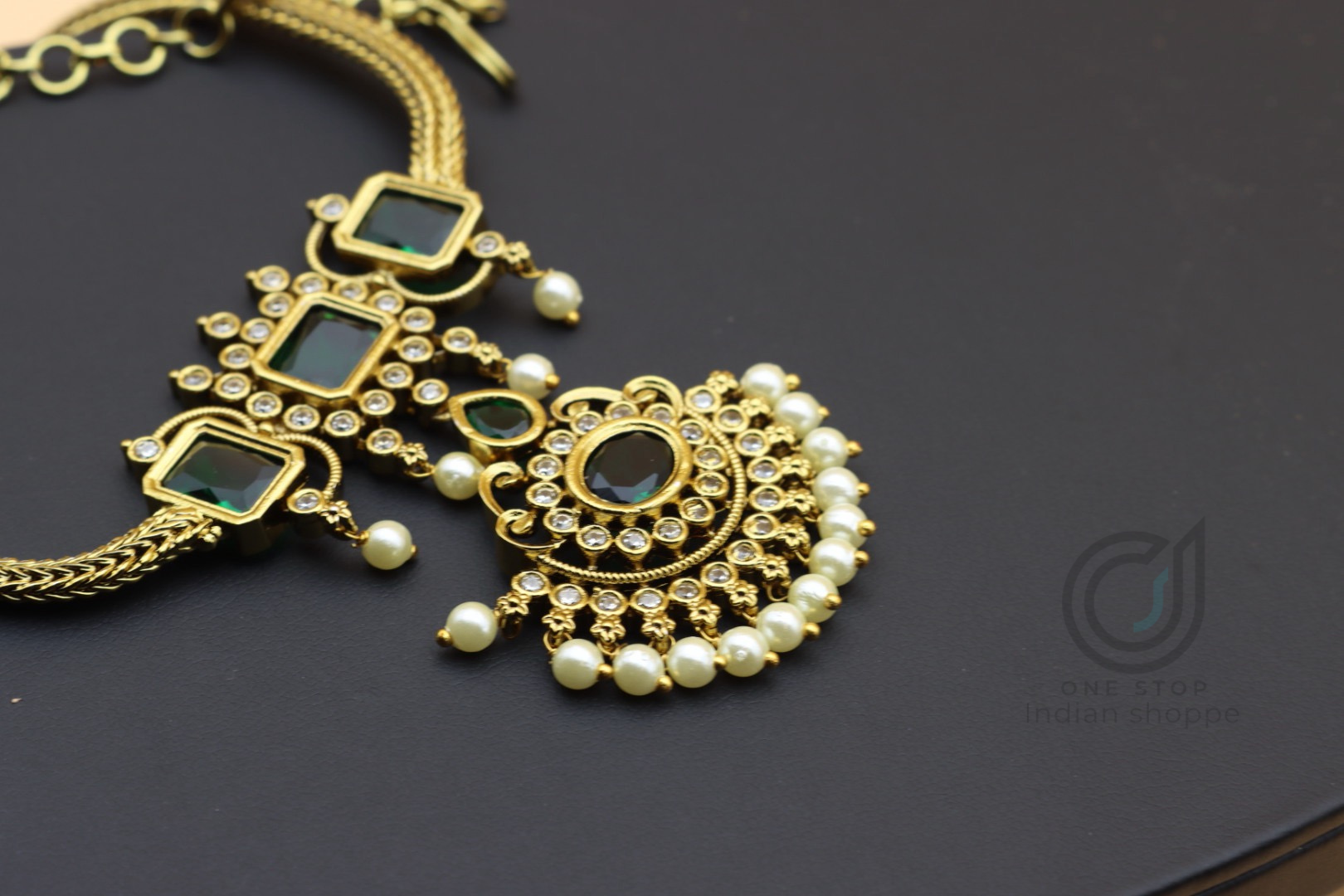 Gold Lookalike Emerald Naan Patti Necklace - Image 2