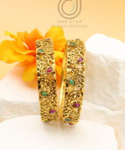 Gold Look Alike Peacock Bangles