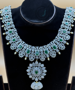 Grand Look Diamond Replica Neckset